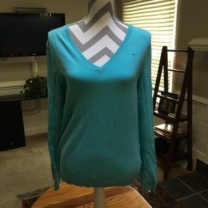 Tommy Hilfiger Turquoise V neck pull over.